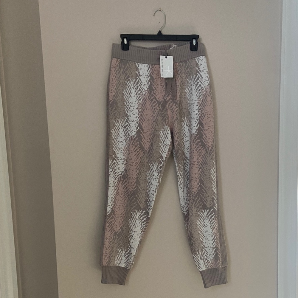Barefoot Dreams Pink and White Patterned Joggers